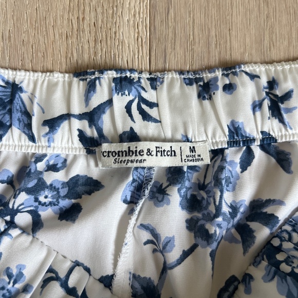 Abercrombie & Fitch sleepwear set - Picture 5 of 7